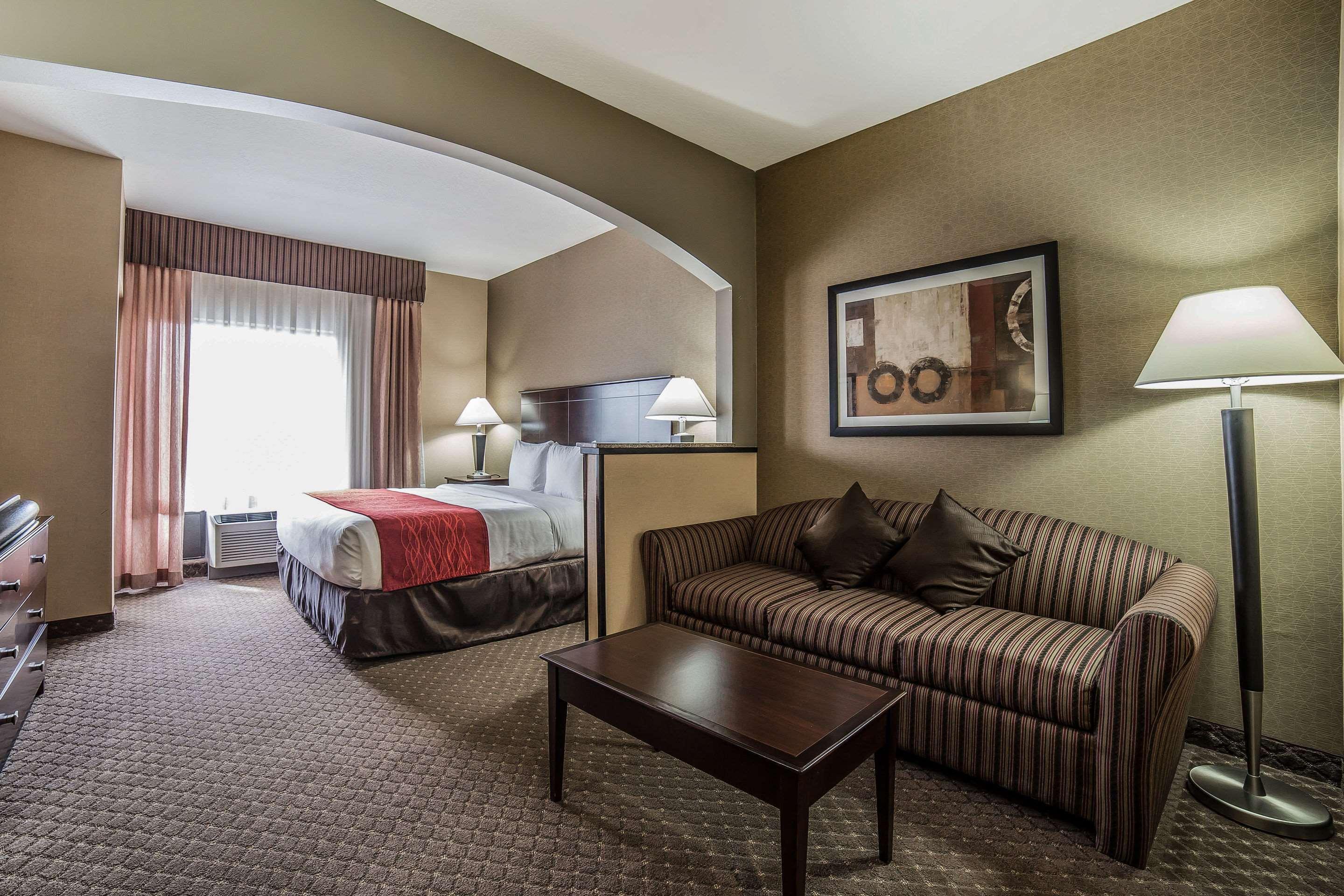 Comfort Suites Ogden Conference Center Buitenkant foto