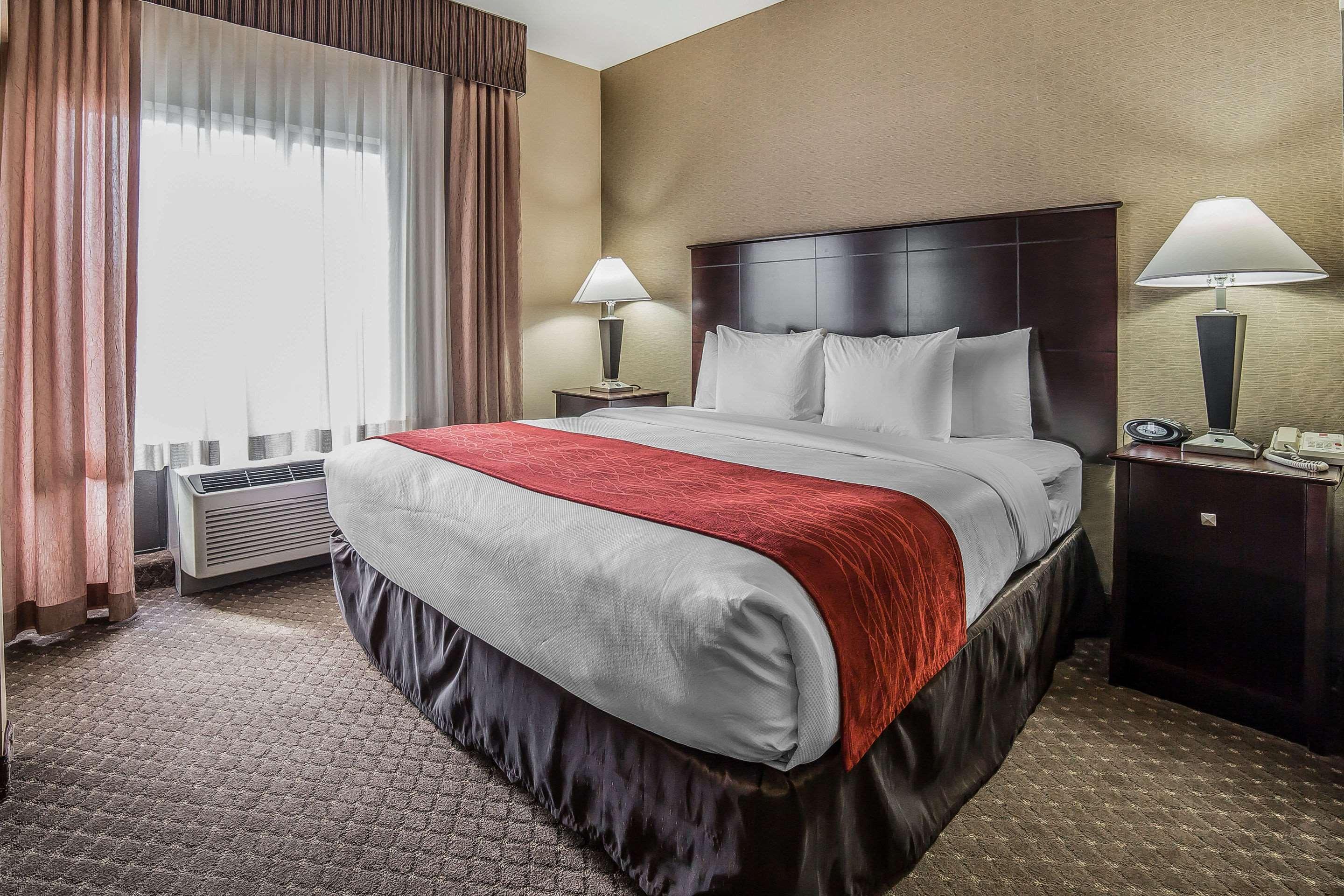 Comfort Suites Ogden Conference Center Buitenkant foto