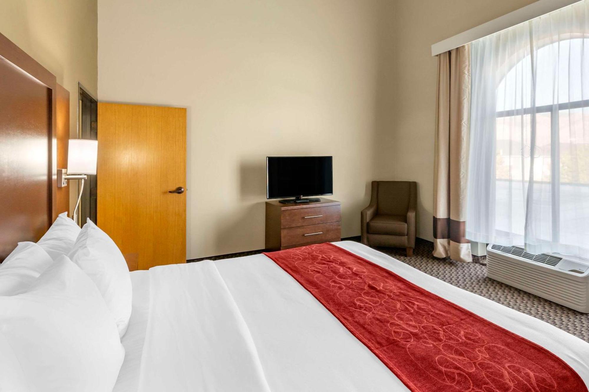 Comfort Suites Ogden Conference Center Buitenkant foto